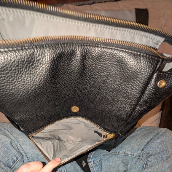 Freshly Picked Diaper Backpack - Picture 3 of 7